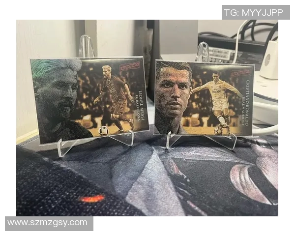拆解帕尼尼足球星卡揭秘珍藏价值及卡片背后故事分享